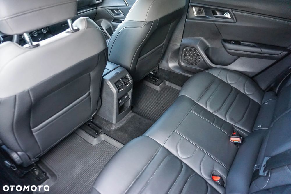 Citroën C5X 1.6 PureTech Shine EAT8 - 26
