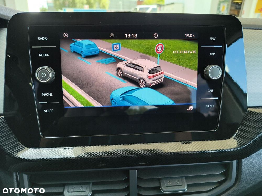 Volkswagen T-Cross 1.0 TSI Life Plus DSG - 13