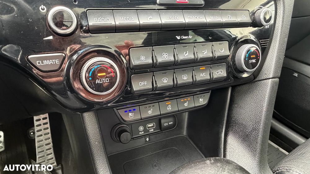 Kia Sportage 2.0 CRDI 4WD Automatik Dream-Team Edition - 9