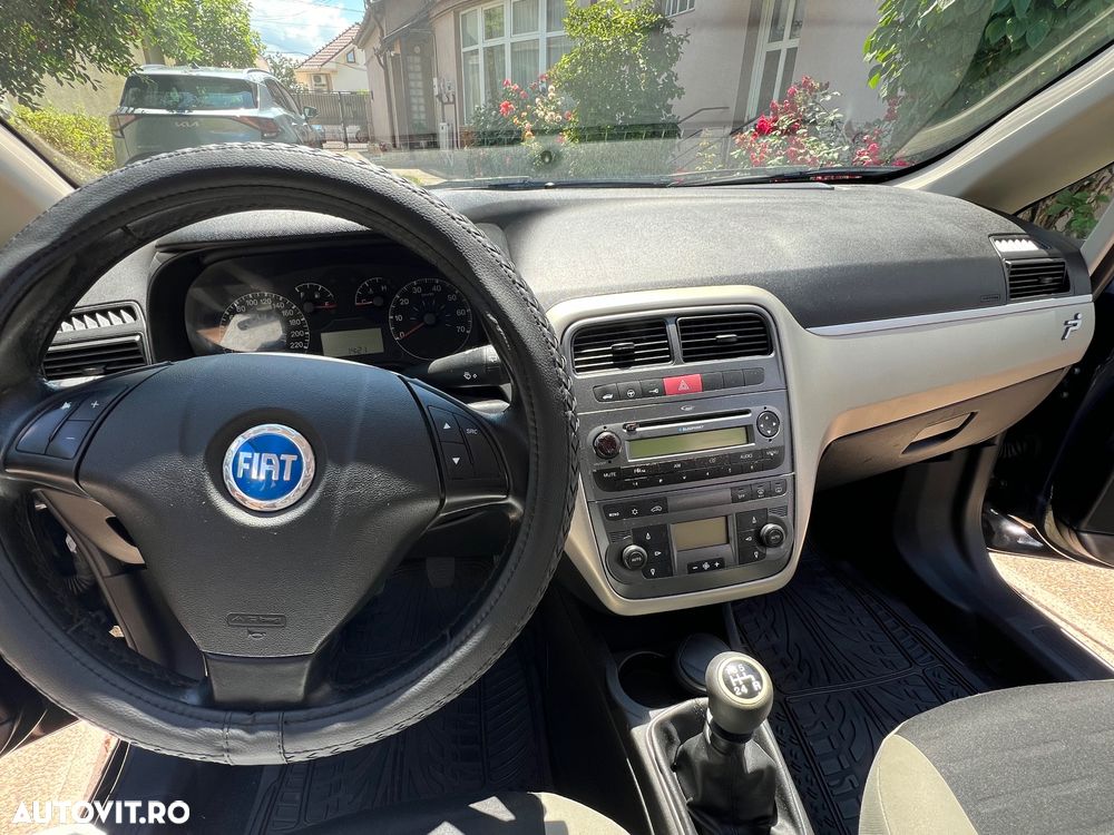 Fiat Grande Punto - 8