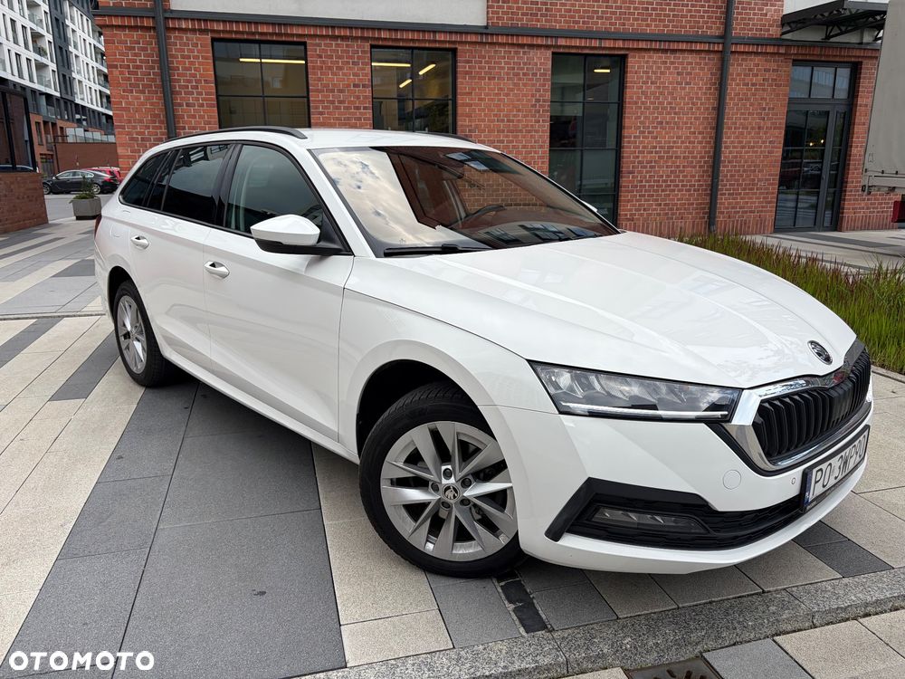 Skoda Octavia 2.0 TDI Ambition DSG - 1