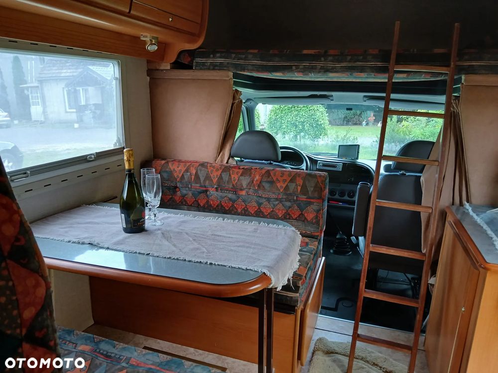 Ford Transit - 32
