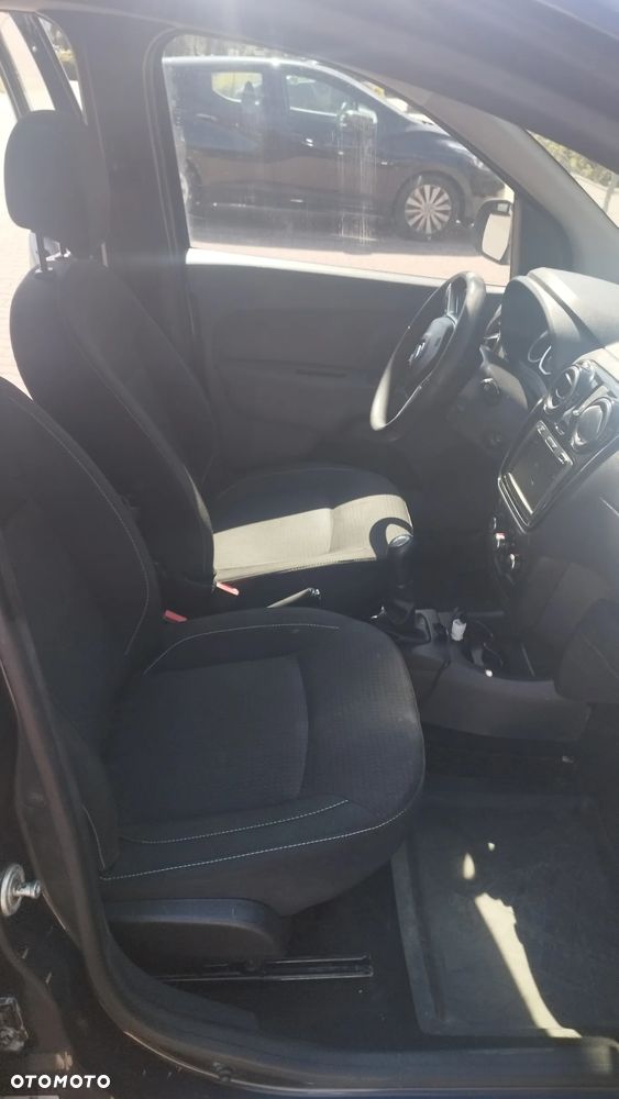 Dacia Lodgy 1.6 SCe Access S&S - 16