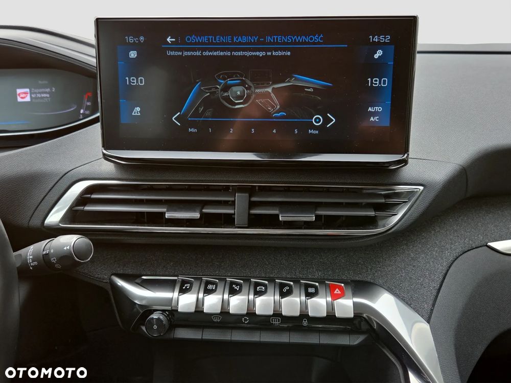 Peugeot 3008 1.5 BlueHDi Allure Pack S&S EAT8 - 18