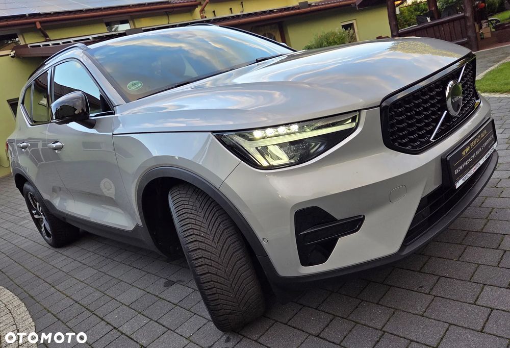 Volvo XC 40 B3 B DKG Plus Black Edition - 5