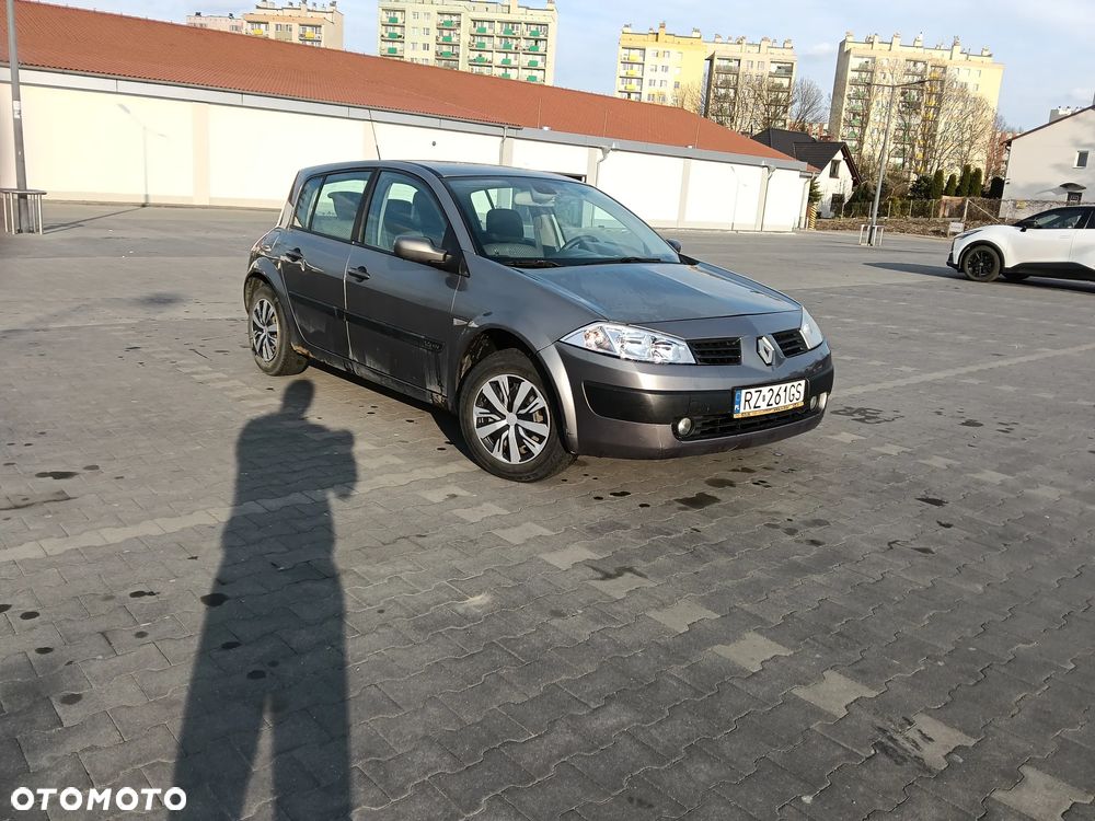 Renault Megane 1.6 Confort Expression - 1