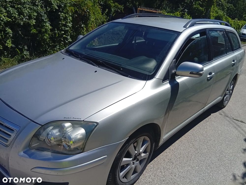 Toyota Avensis 2.0 D-4D - 3