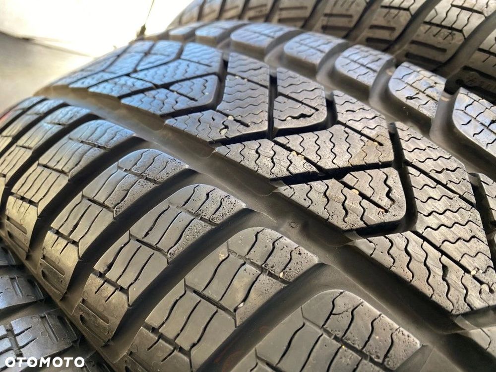 215/60r16 Pirelli SottoZero 3_6,5mm_4szt_(306) - 6