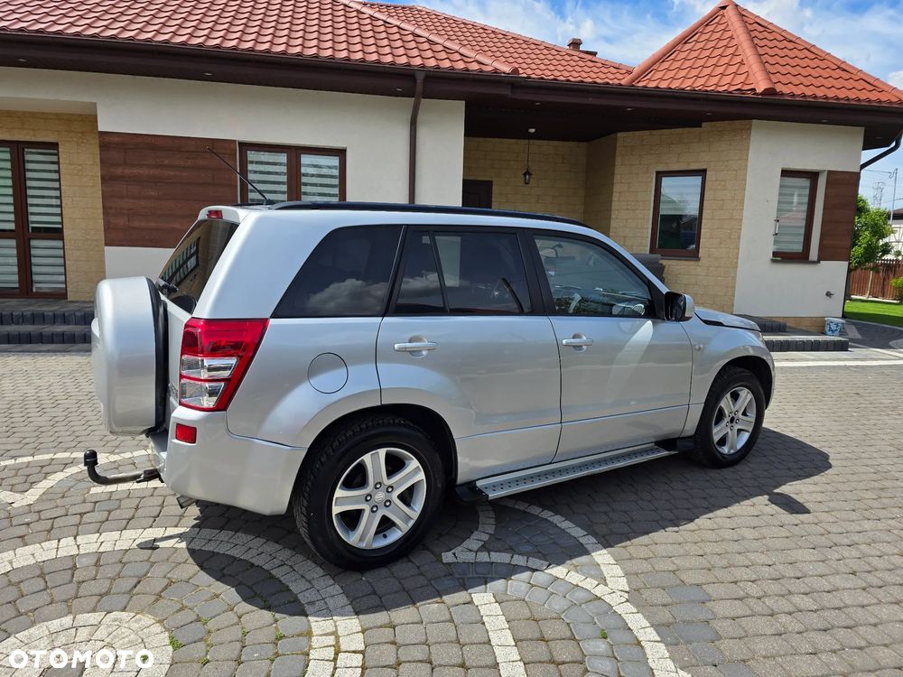 Suzuki Grand Vitara 1.9 DDiS - 6