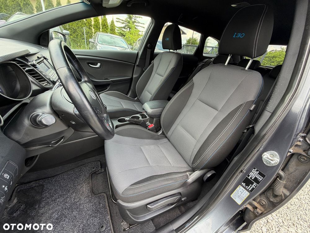 Hyundai i30 blue 1.6 GDI Trend - 34