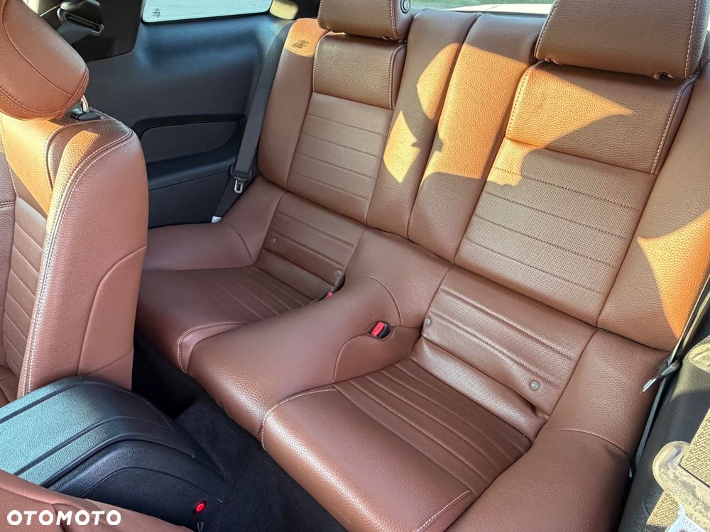 Ford Mustang 3.7 V6 Premium - 10