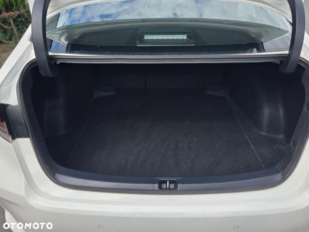 Toyota Corolla - 11