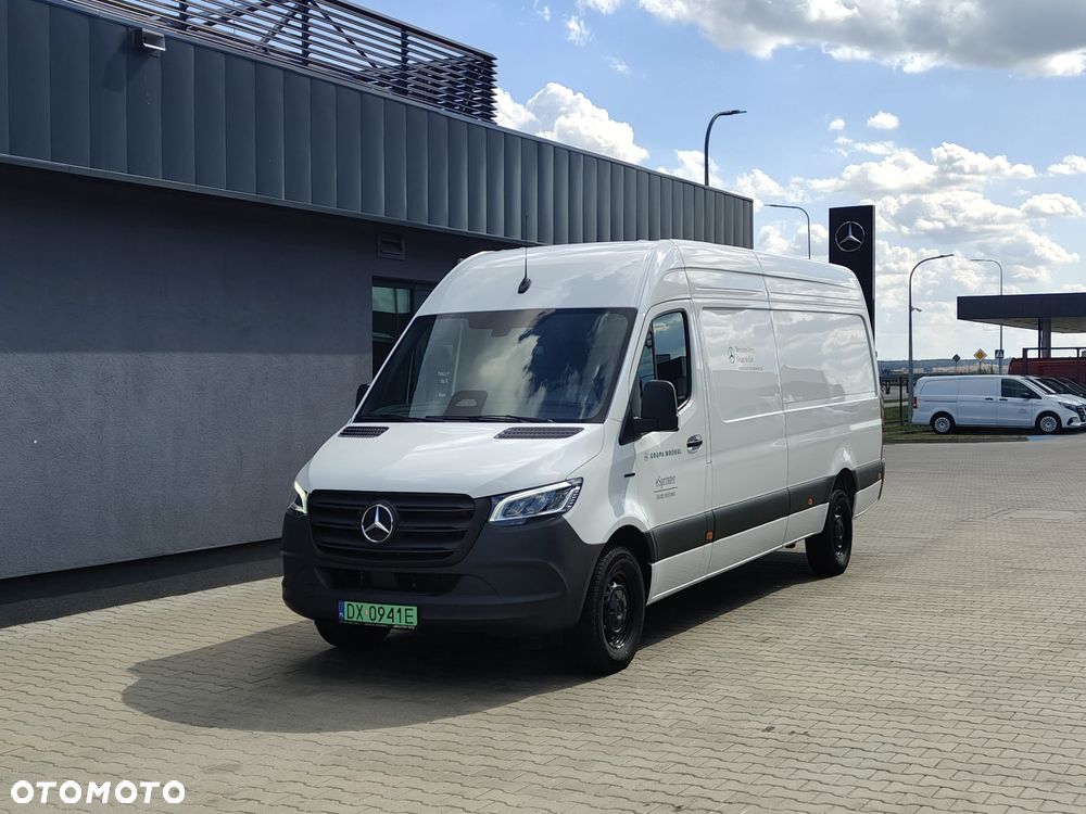 Mercedes-Benz eSprinter - 2