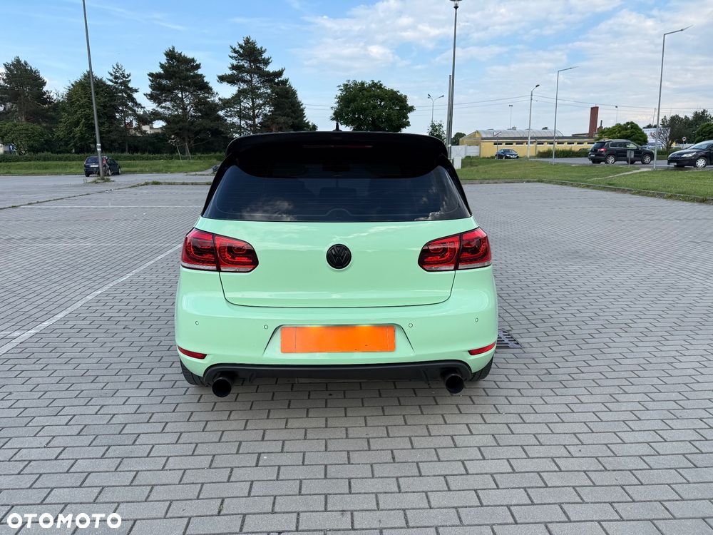 Volkswagen Golf 2.0 GTI - 5