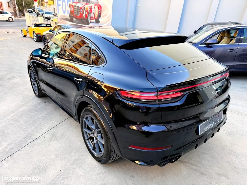 Porsche Cayenne Coupé E-Hybrid Tiptronic S - 48