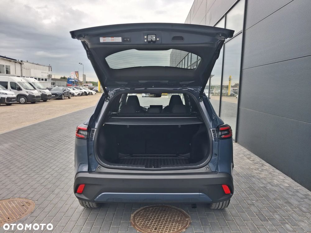 Toyota Corolla Cross - 11