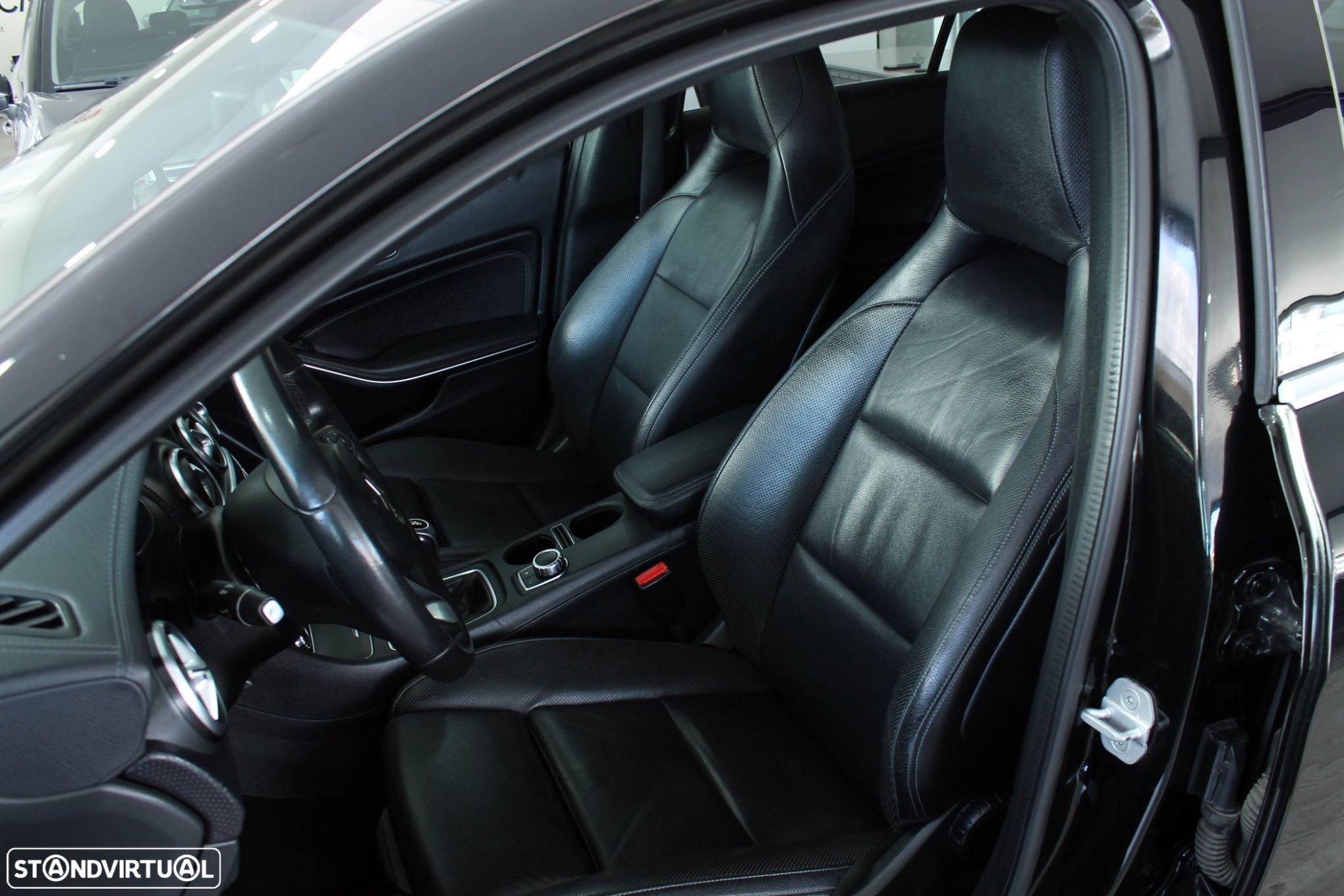 Mercedes-Benz A 180 d BlueEFFICIENCY Edition Style - 13