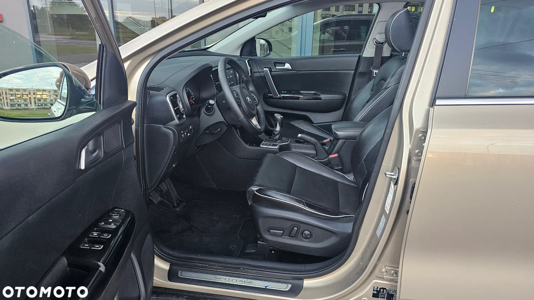 Kia Sportage 2.0 CRDI Business Line 4WD - 17