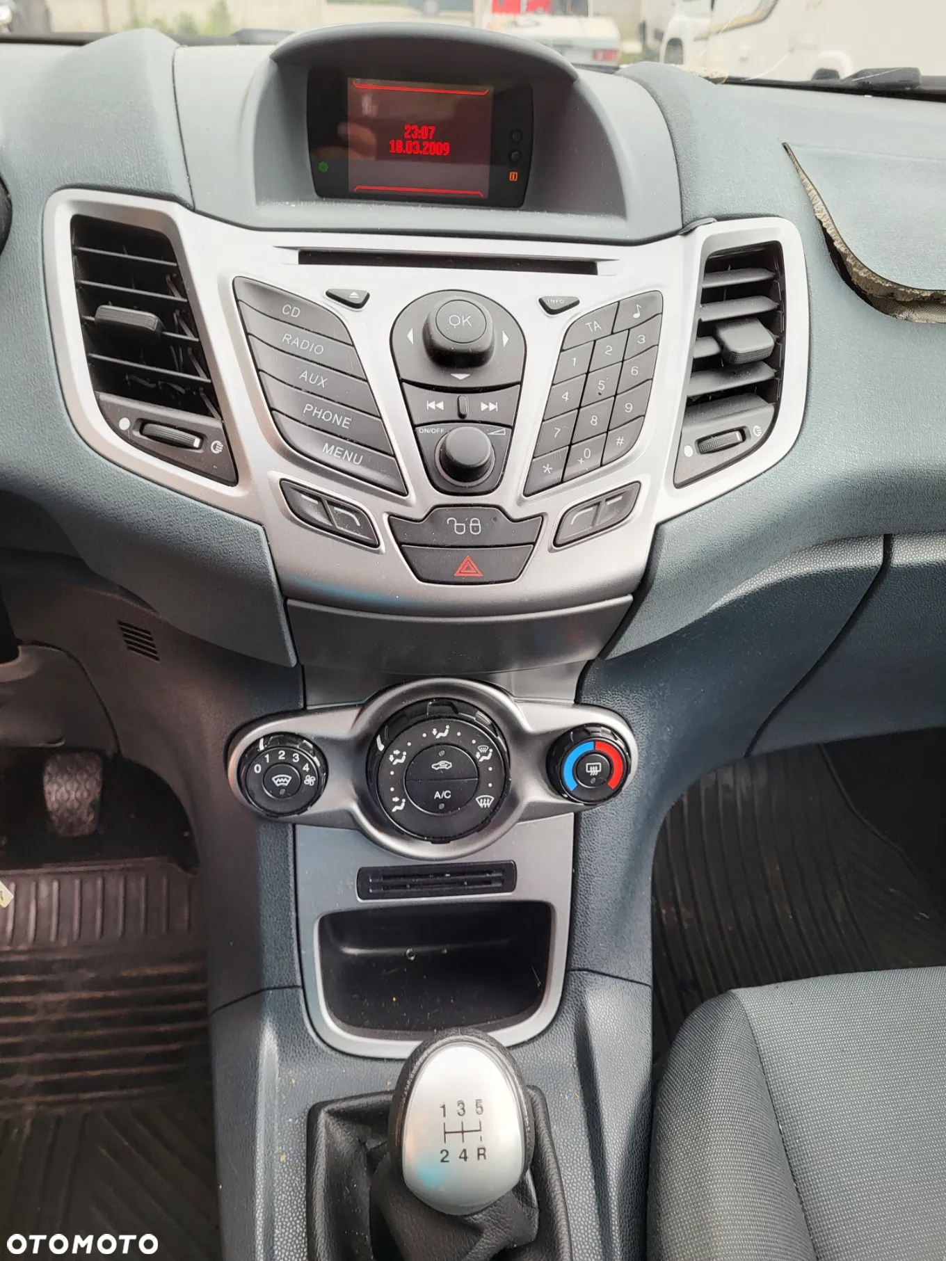 Ford Fiesta 1.25 Ambiente - 12