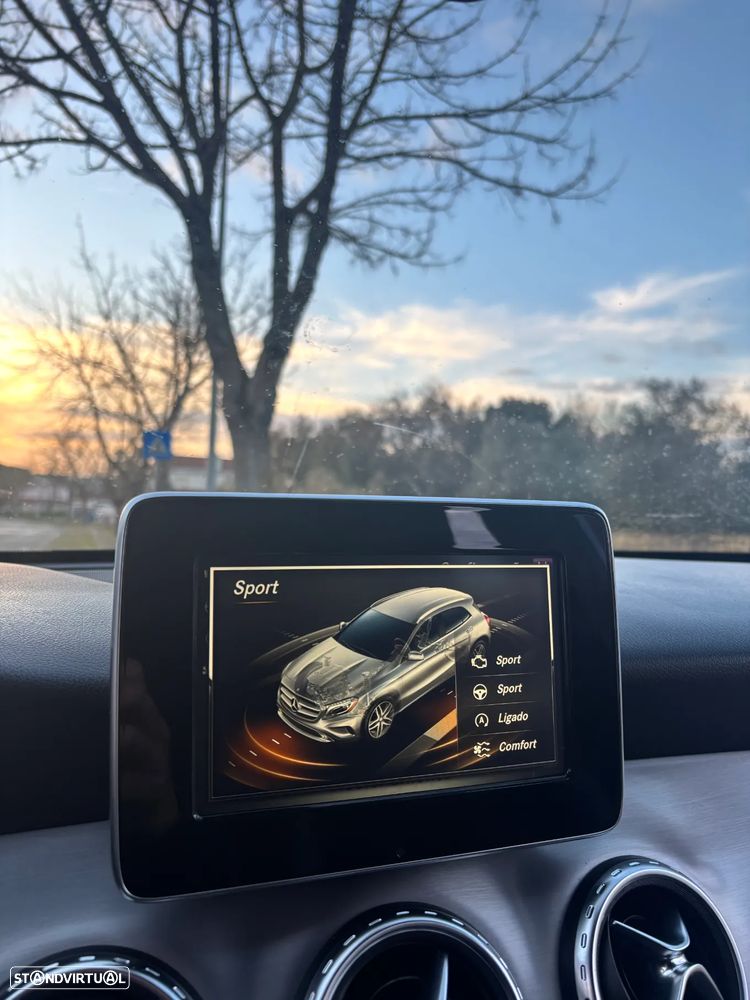 Mercedes-Benz GLA 180 d 7G-DCT AMG Line - 17