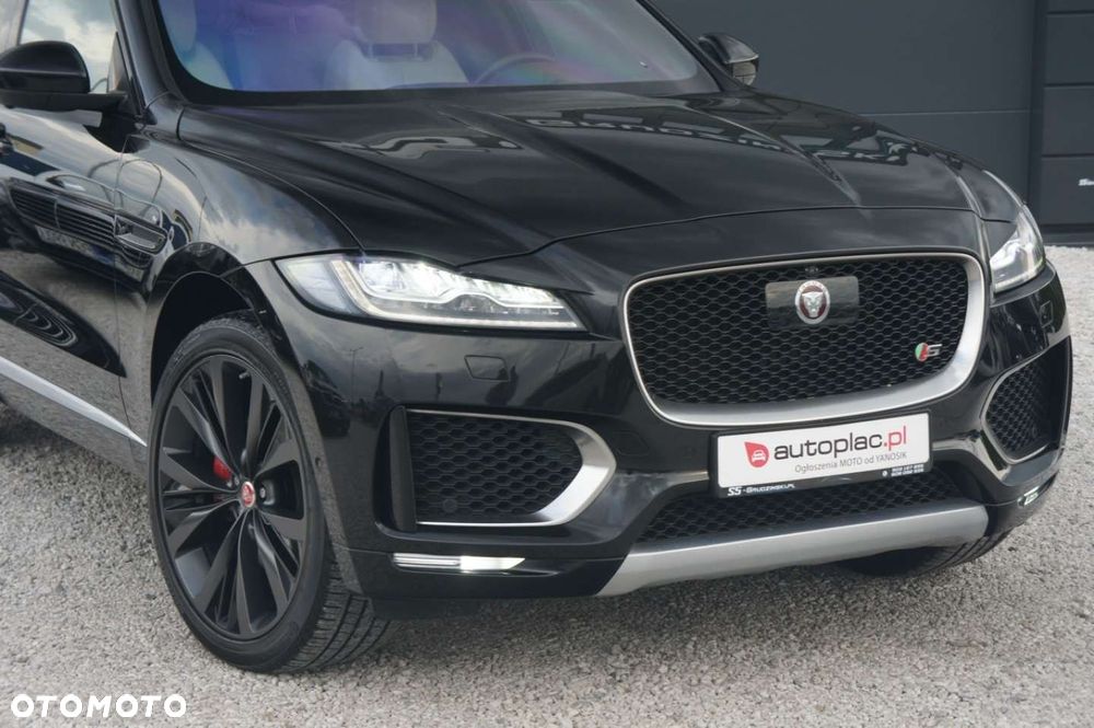 Jaguar F-Pace - 7