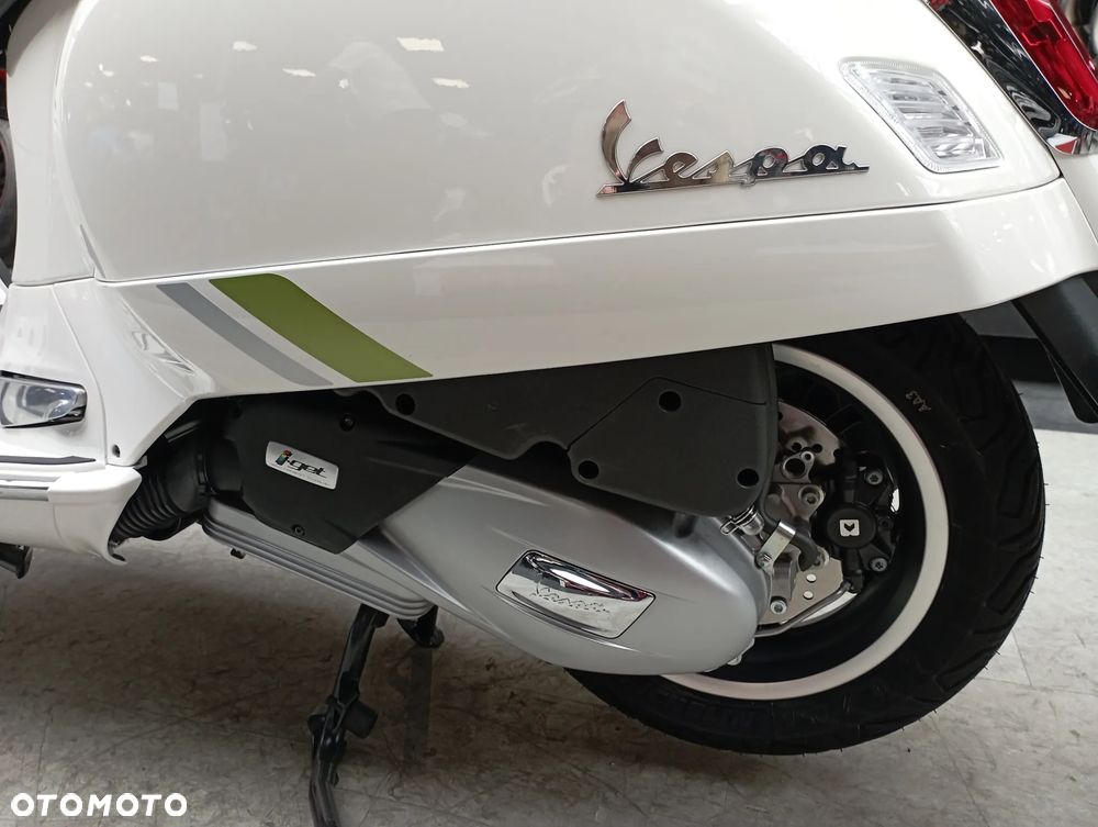Vespa GTS - 15