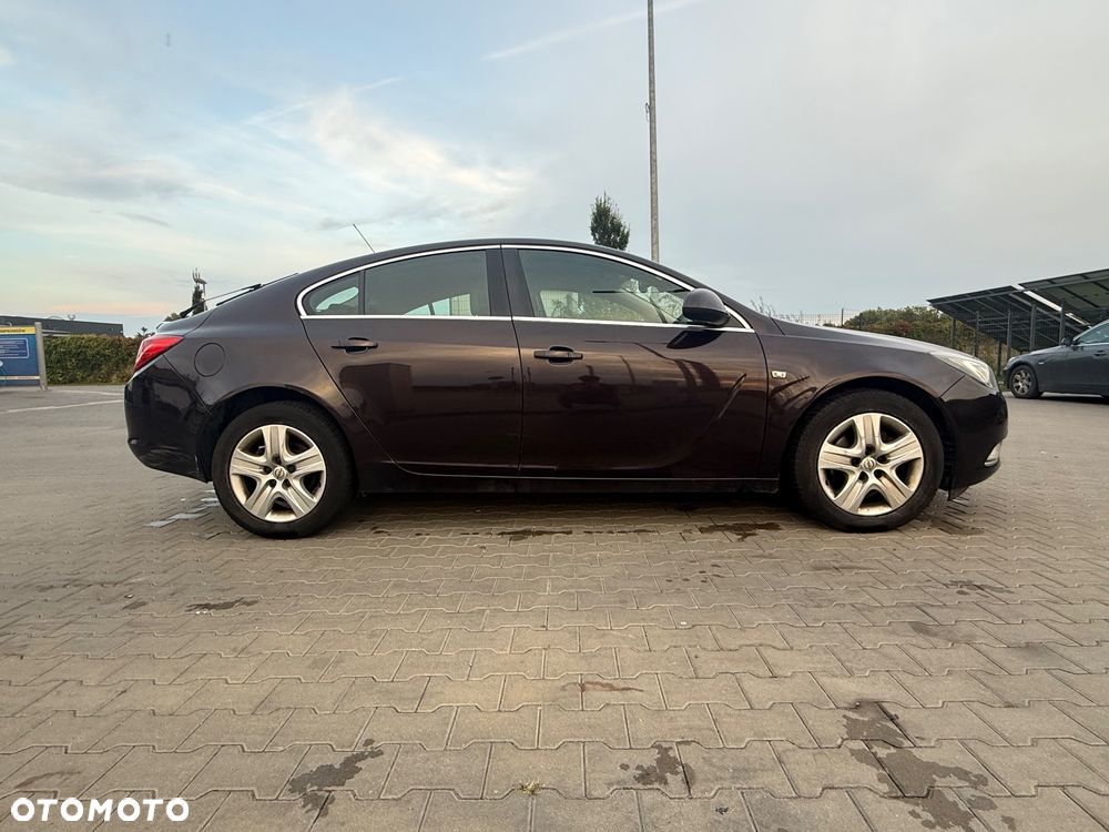 Opel Insignia 2.0 CDTI - 6