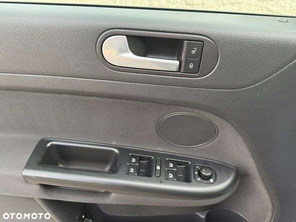 Volkswagen Golf Plus - 20