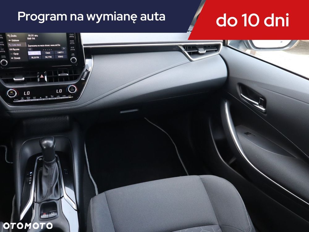 Toyota Corolla - 10