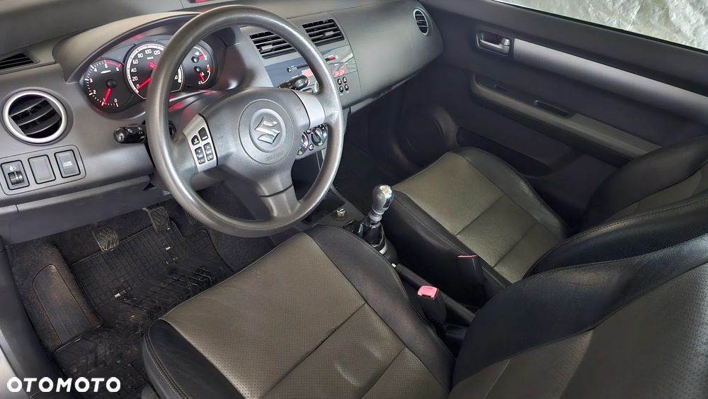 Suzuki Swift 1.3 DDiS 16v GL Airco - 6