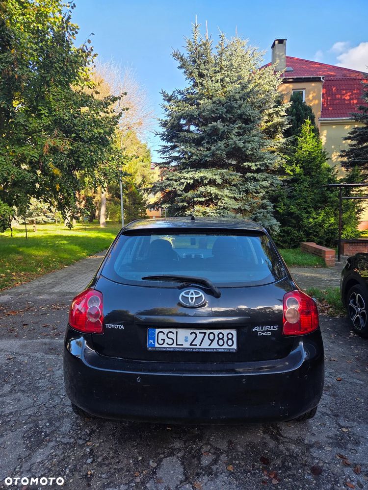 Toyota Auris 2007 photo 2