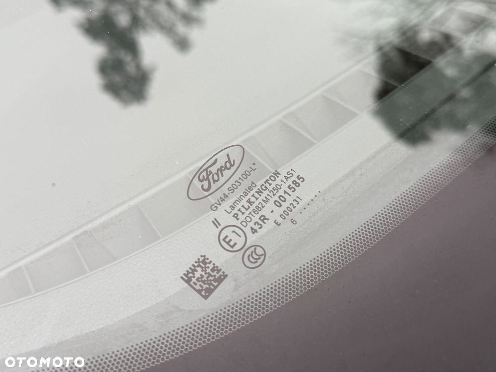 Ford Kuga 2.0 TDCi 2x4 Titanium - 15