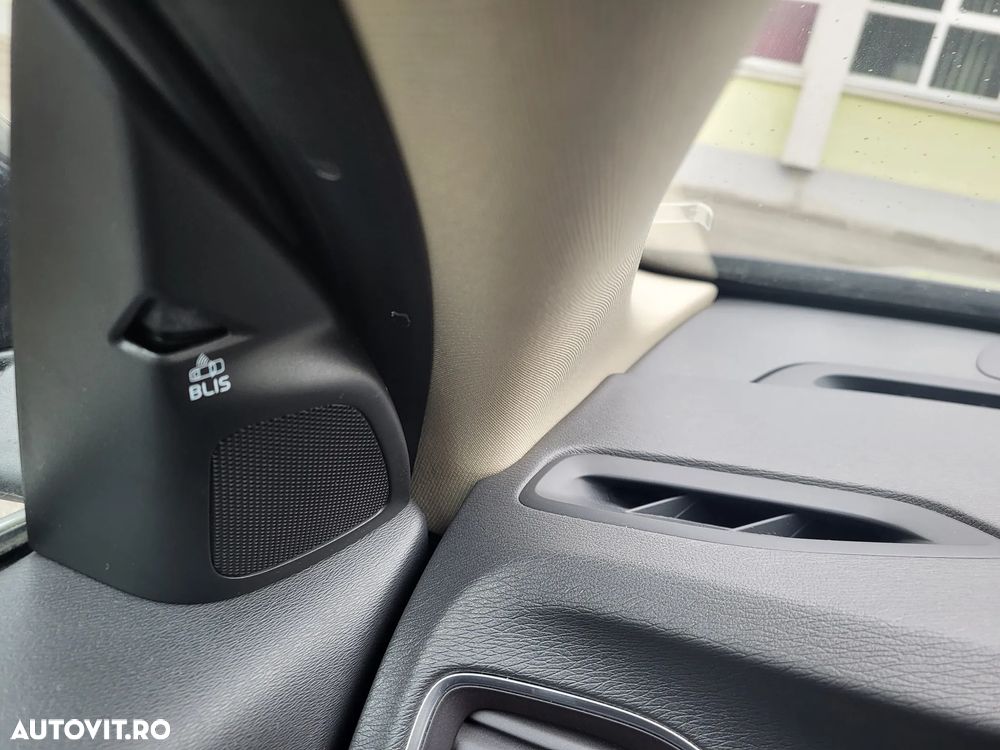 Volvo S60 D2 Powershift Momentum - 20