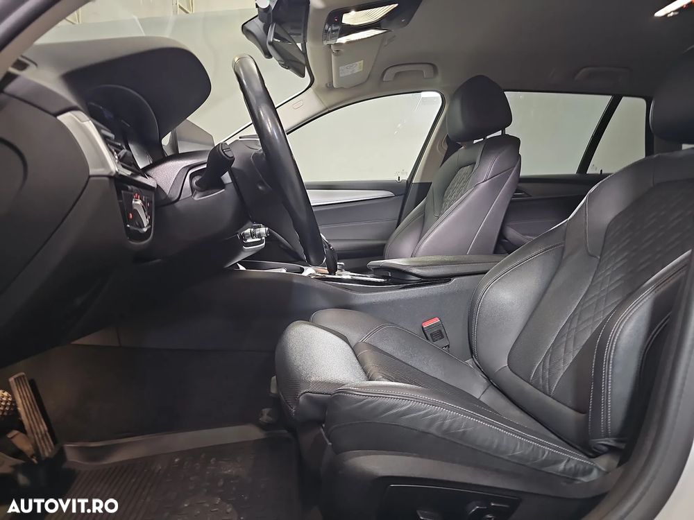 BMW Seria 5 520d AT MHEV - 25