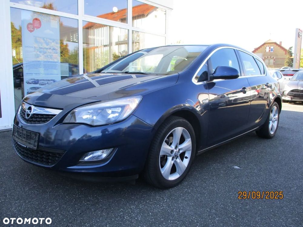 Opel Astra 1.6 Sport - 1