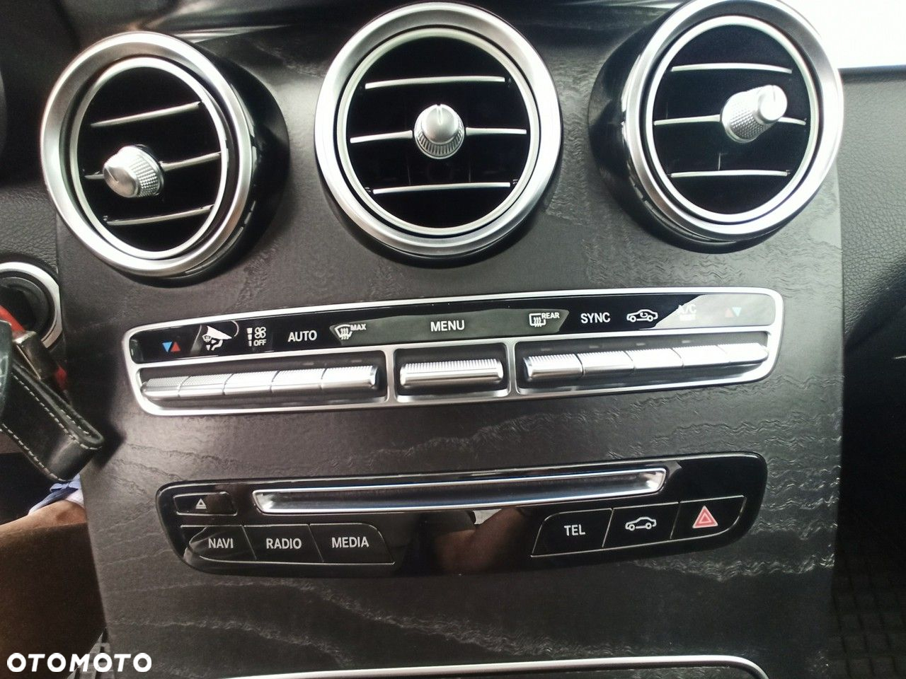 Mercedes-Benz GLC 250 d 4Matic 9G-TRONIC AMG Line - 18