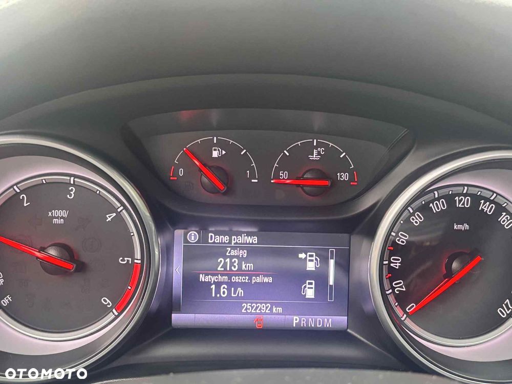 Opel Insignia 2.0 - 4