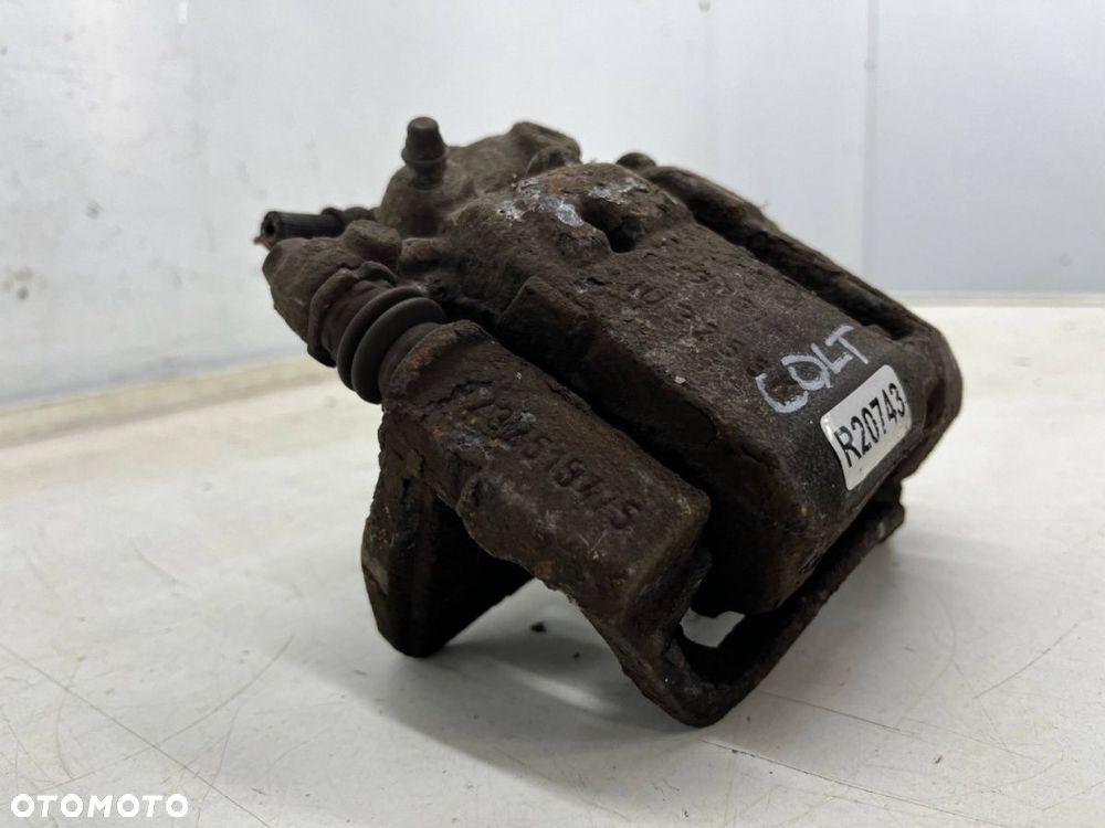 Zacisk hamulcowy Mitsubishi Colt VI 6 Z30 Smart Forfour I w454 04-12r. prawe przednie mocowanie - 3