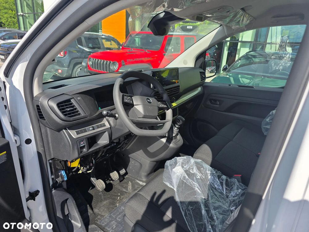Opel Vivaro - 11