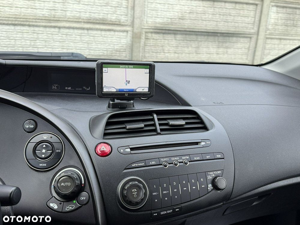 Honda Civic 1.8 Sport - 16