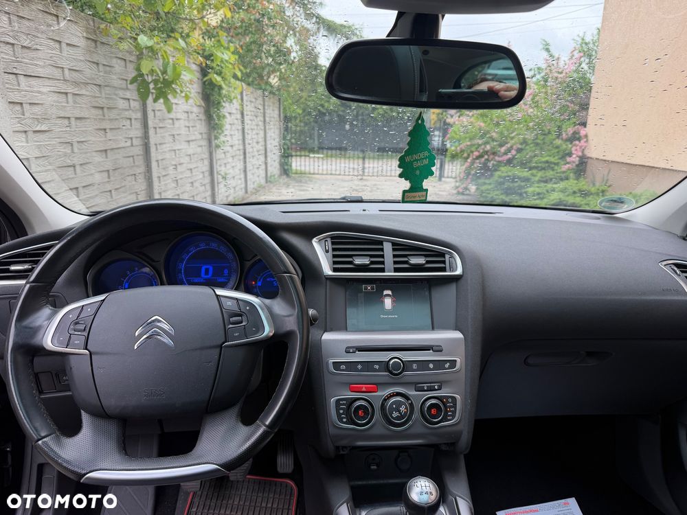 Citroën C4 PureTech 130 Stop&Start SHINE - 15