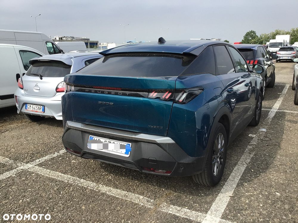 Peugeot 3008 1.2 PureTech mHEV Allure e-DCS6 - 3