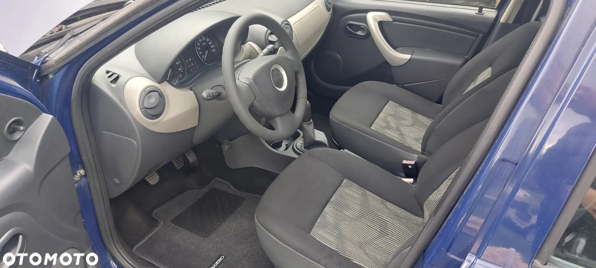 Dacia Sandero 1.2 16V 75 Essentiel - 6
