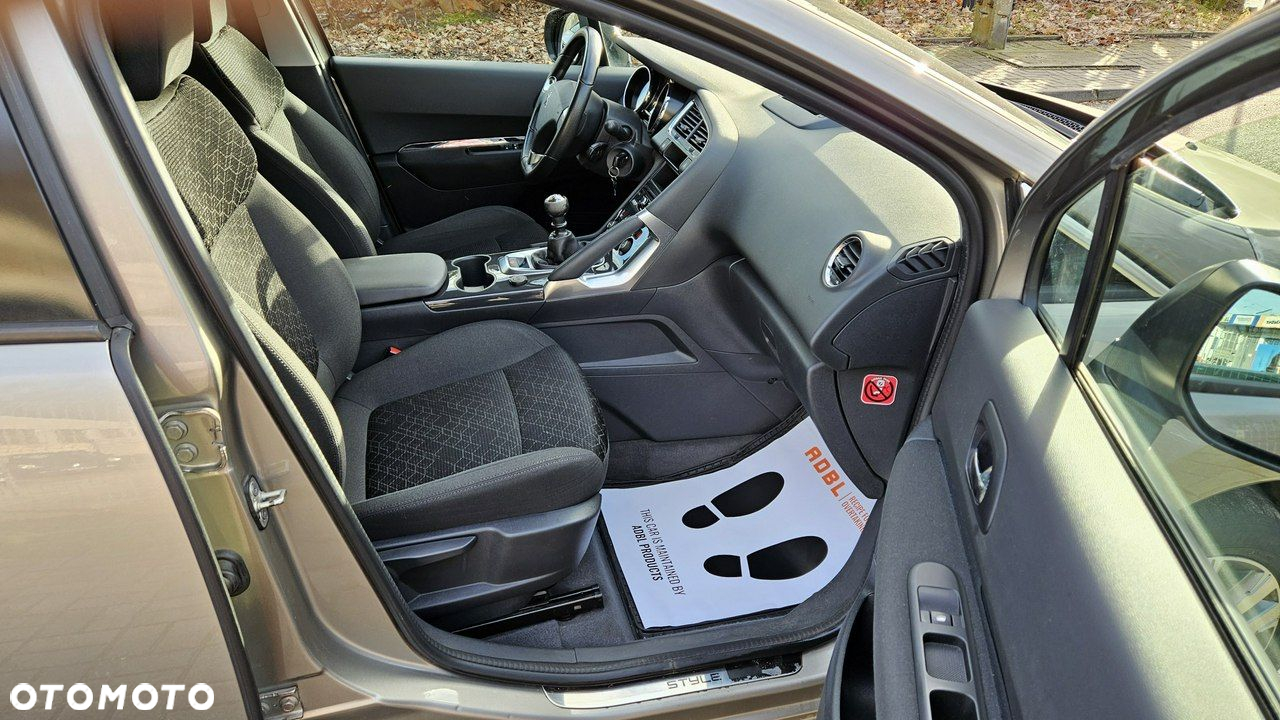 Peugeot 3008 - 21