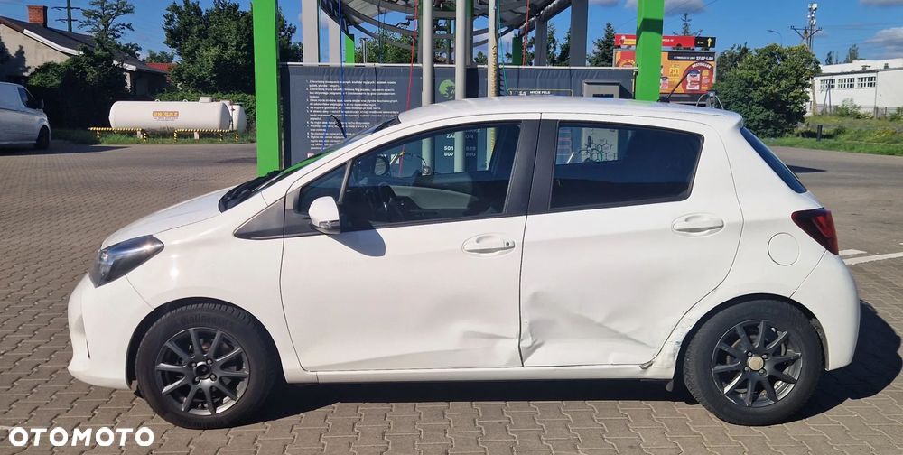 Toyota Yaris 1.4 D-4D Active EU6 - 4