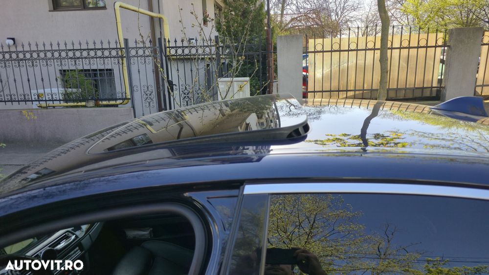 BMW Seria 5 525d xDrive - 11