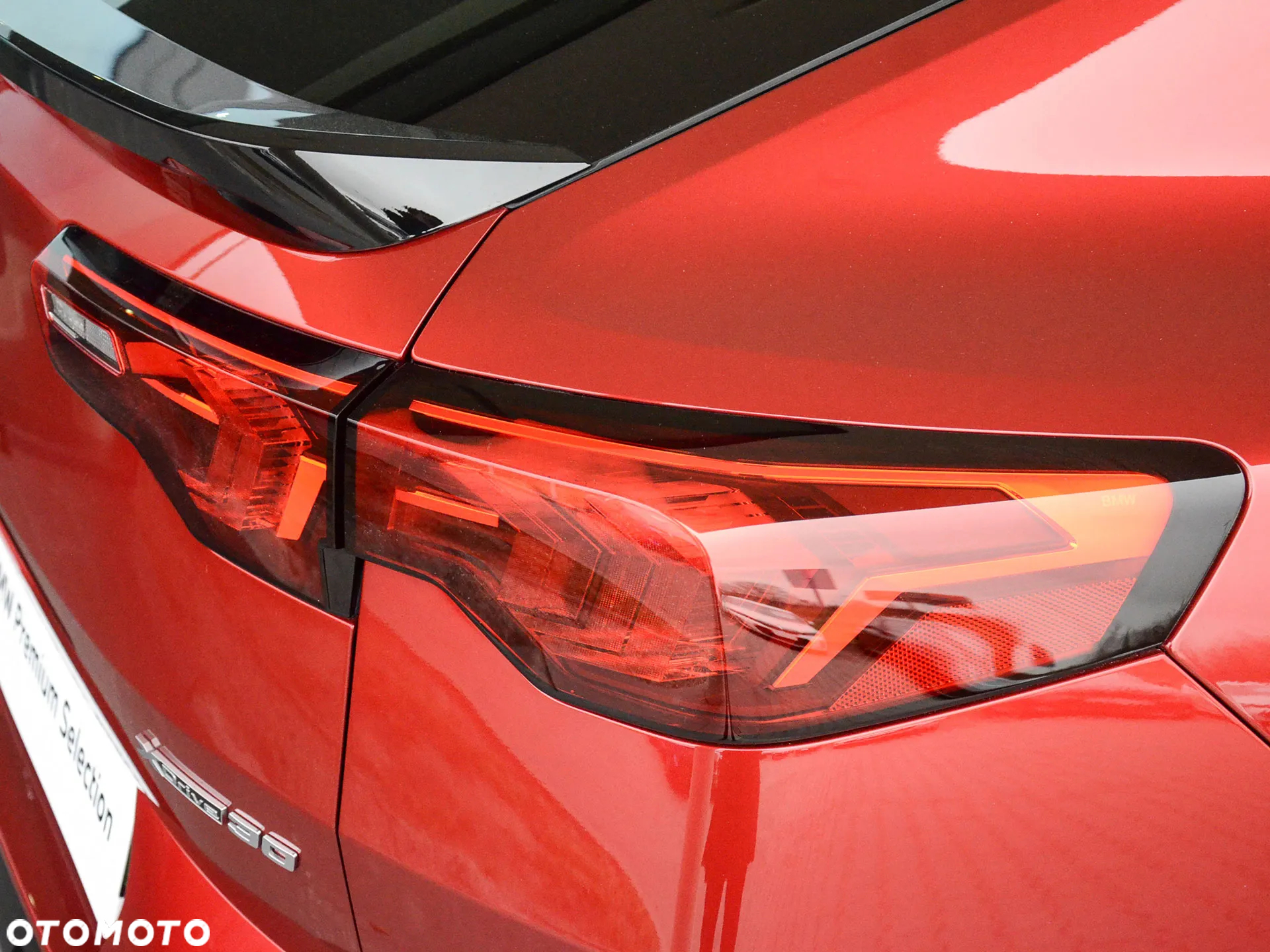 BMW iX2 XDrive30 M Sport - 12