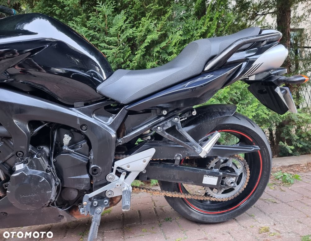 Yamaha FZ6 - 7