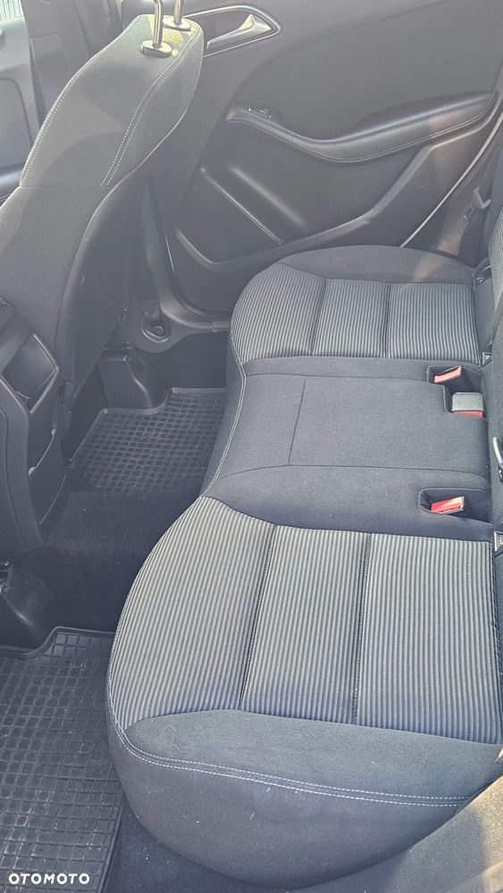 Mercedes-Benz Klasa B 180 (CDI) d 7G-DCT - 25