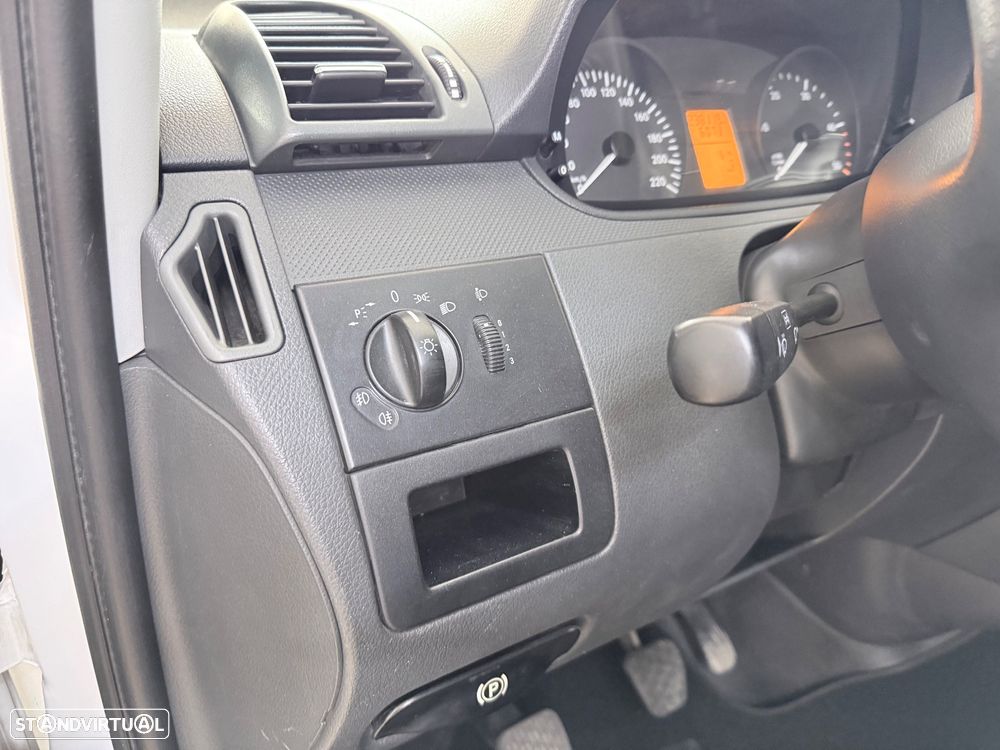 Mercedes-Benz Vito - 10